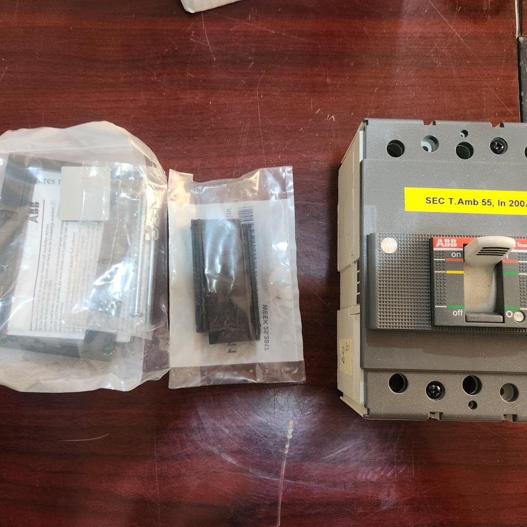 ABB SACE Tmax 3 Pole