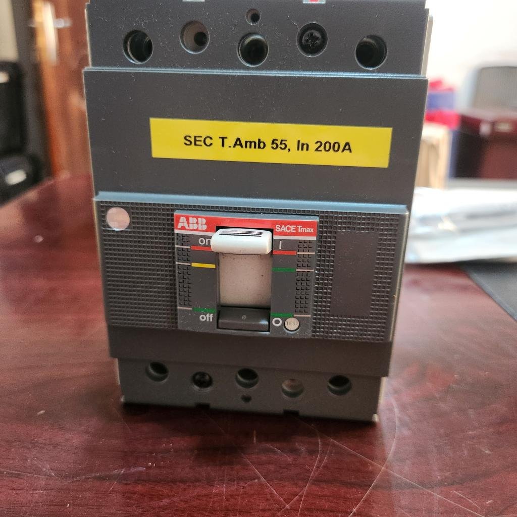 ABB SACE Tmax 3 Pole
