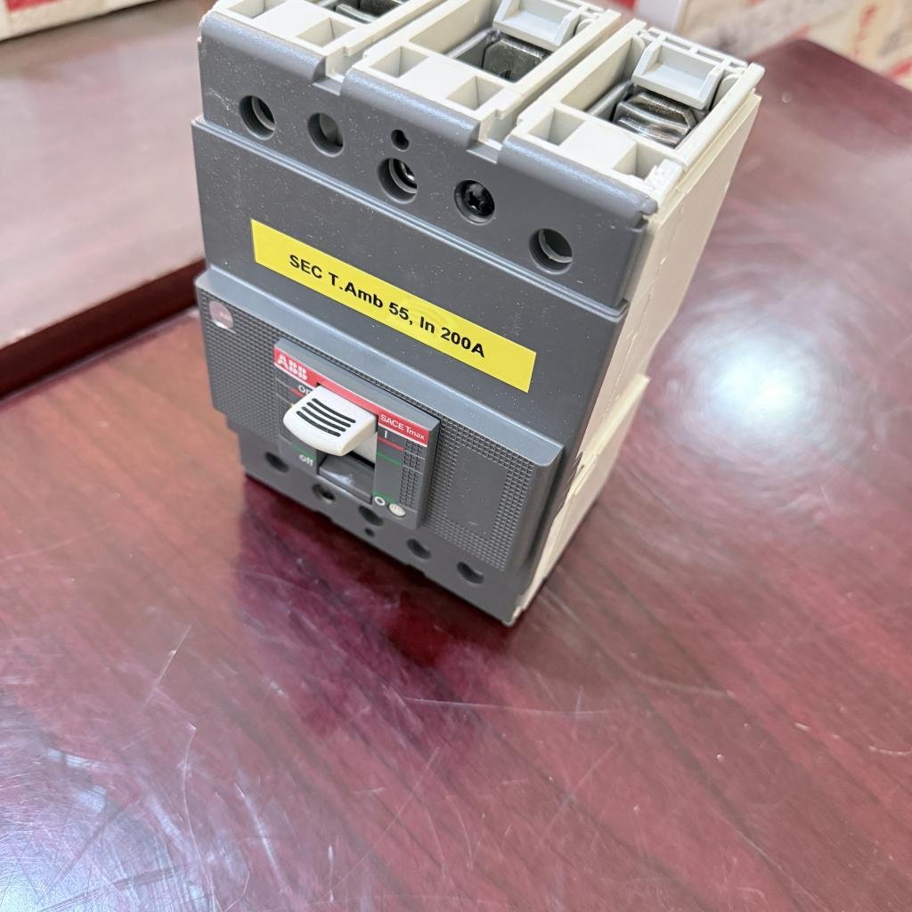ABB SACE Tmax 3 Pole