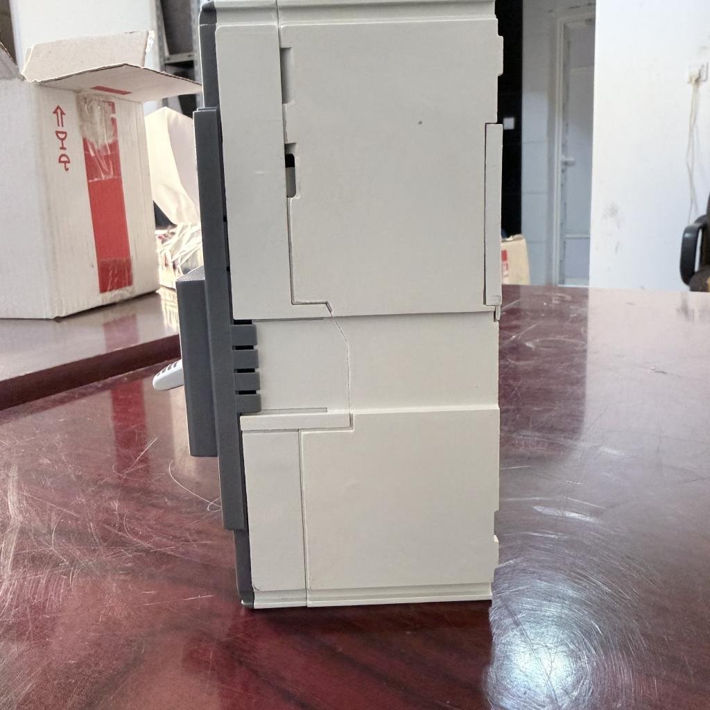 ABB SACE Tmax 3 Pole