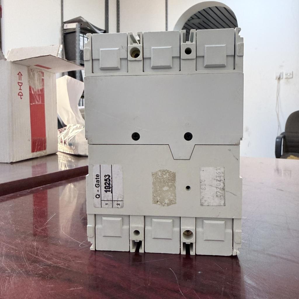 ABB SACE Tmax 3 Pole