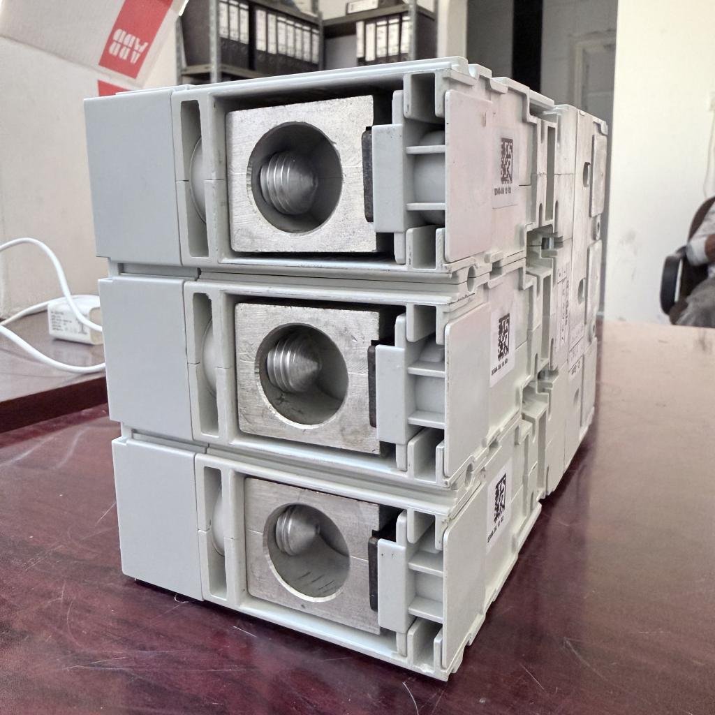 ABB SACE Tmax 3 Pole