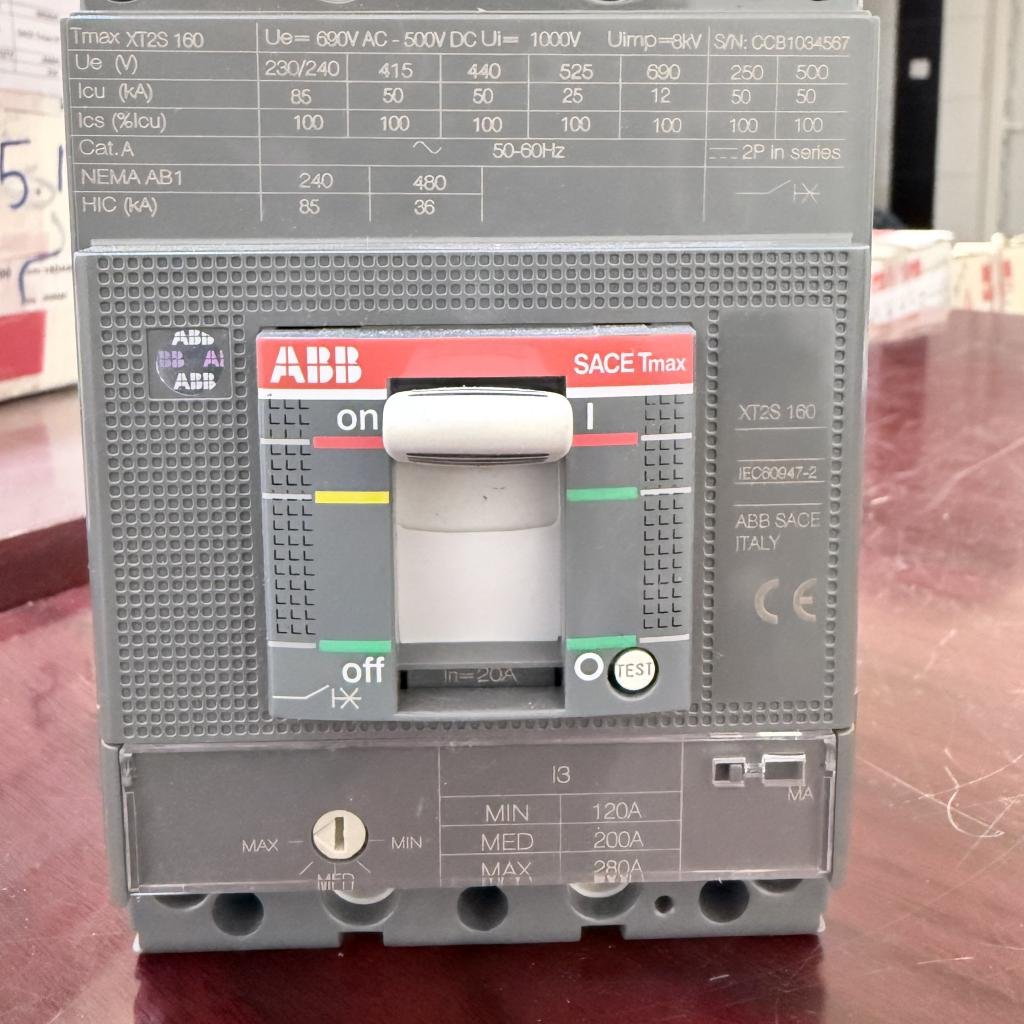 ABB SACE Tmax XT2S 160 3 Pole