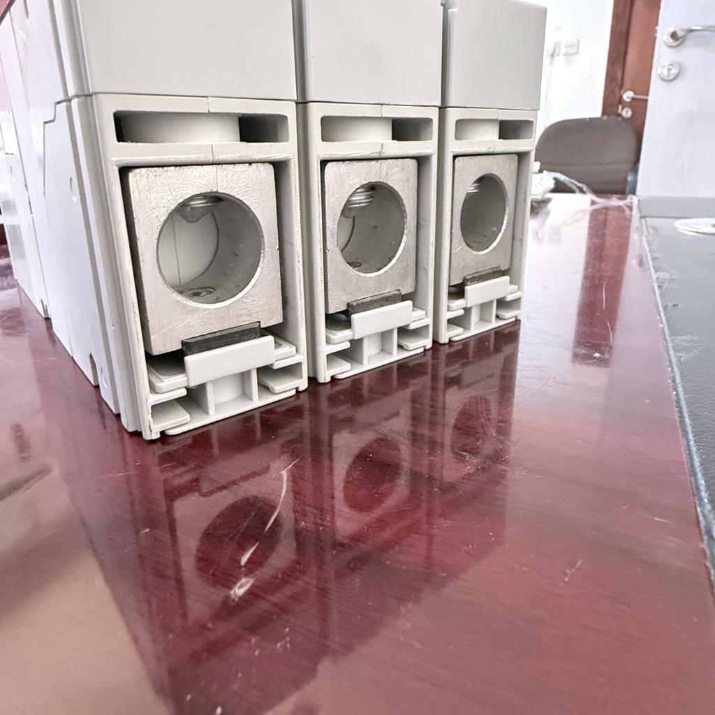 ABB SACE Tmax 3 Pole