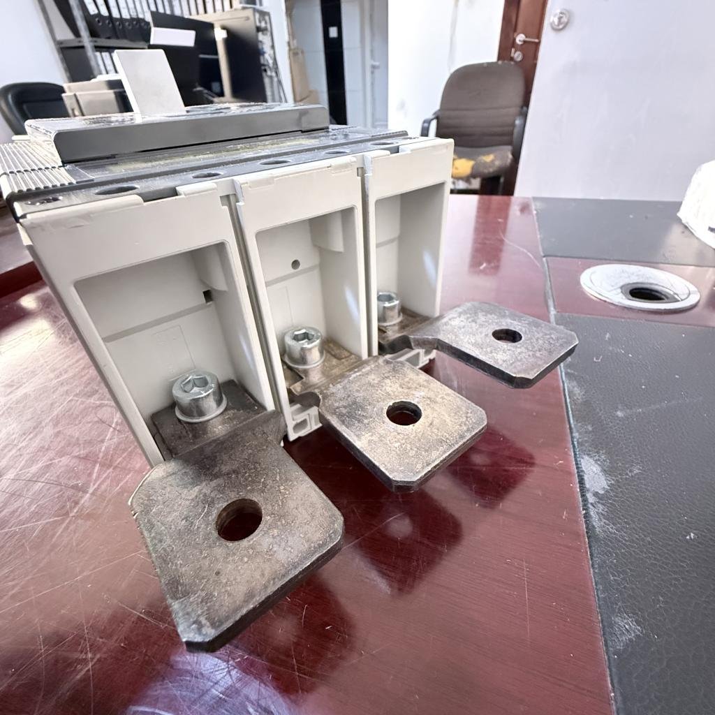 ABB SACE TMAX 3 Pole