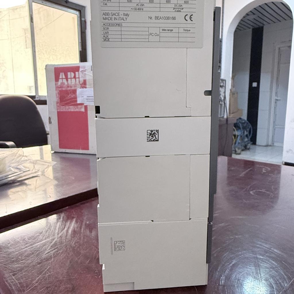 ABB SACE Tmax T6D630 4 Pole