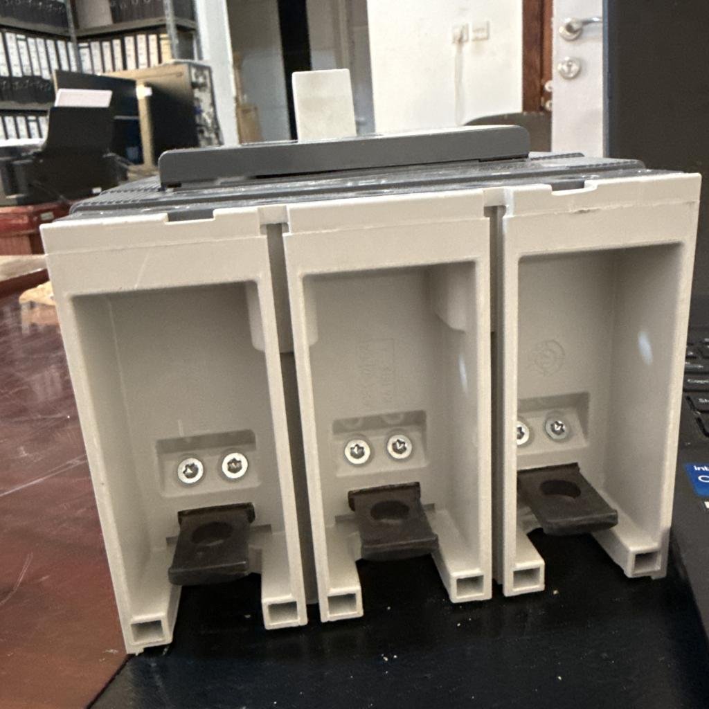 ABB SACE TMAX T5N 400 3 Pole
