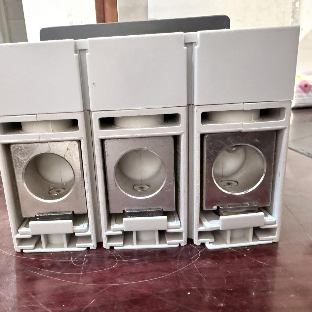 ABB SEC T.Amb 55 3 Pole