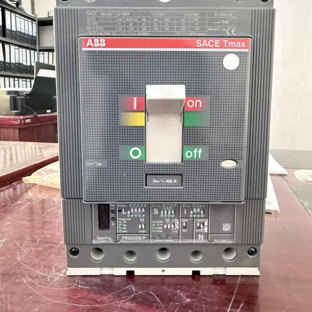 ABB SACE TMAX T5N 400 3 Pole
