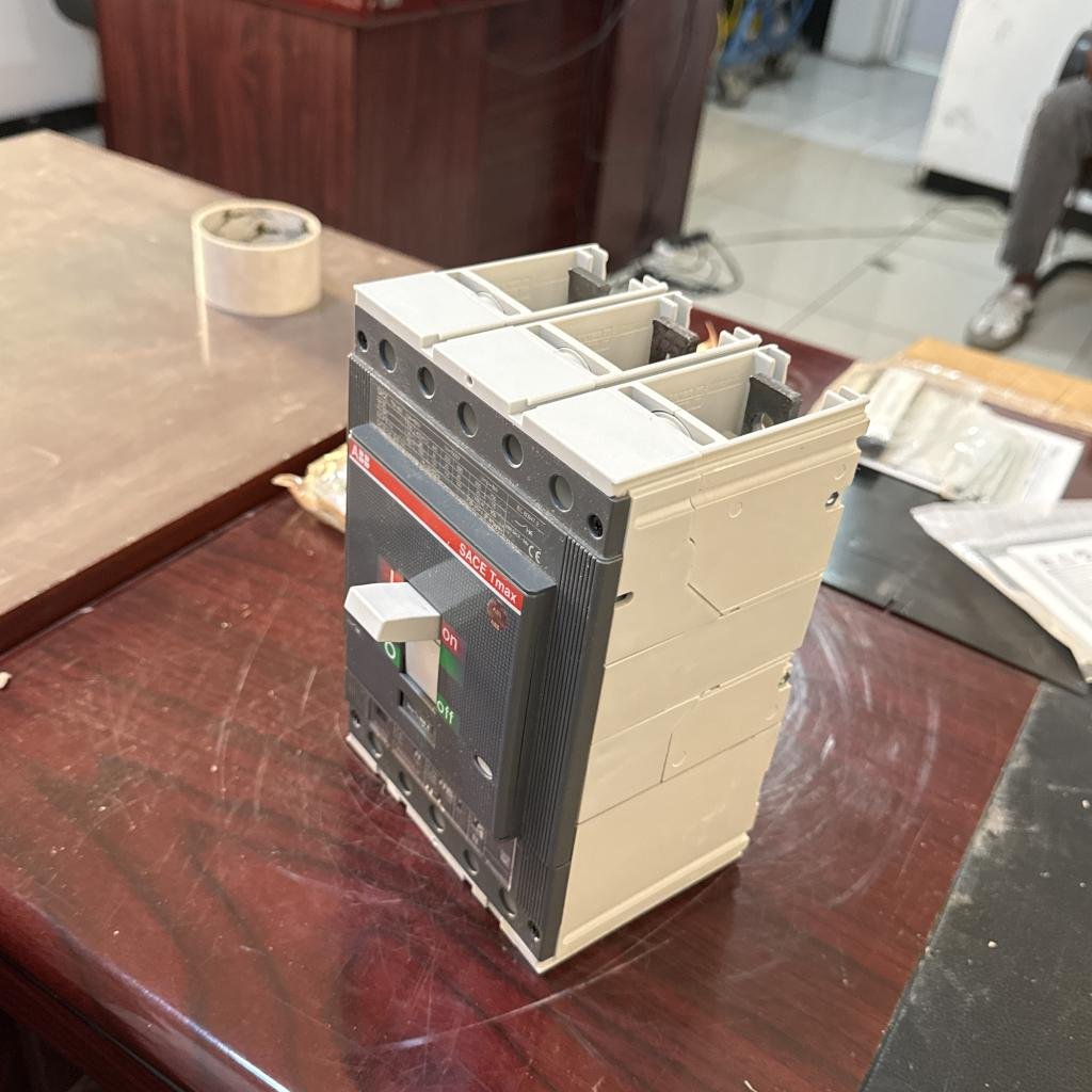 ABB SACE T5N 400 3 Pole