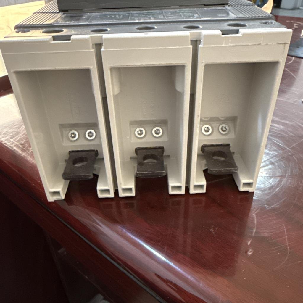 ABB SACE T5N 400 3 Pole