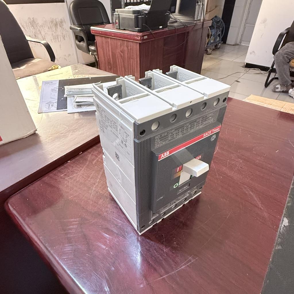 ABB SACE T5N 400 3 Pole