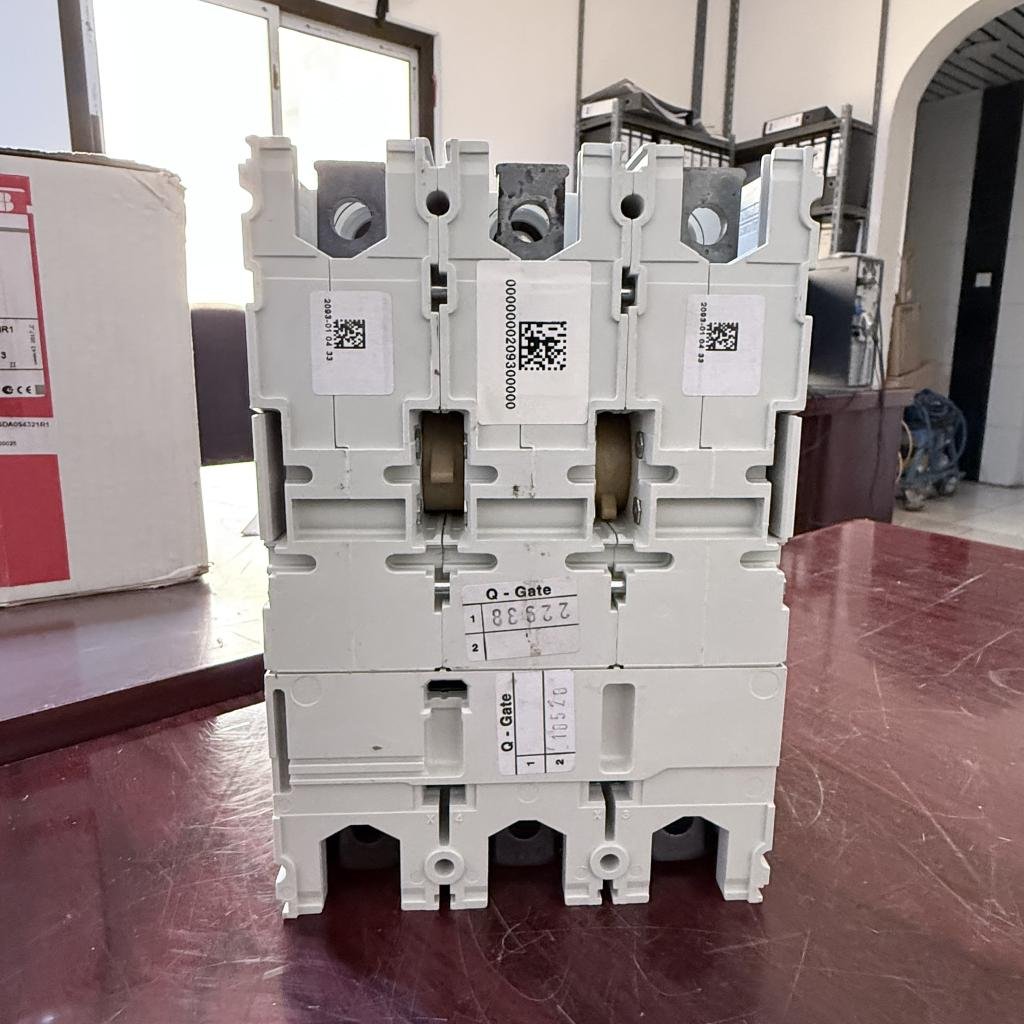 ABB SACE T5N 400 3 Pole
