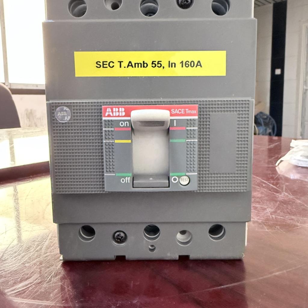 ABB SACE Tmax 3 Pole