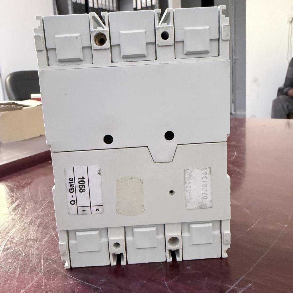 ABB SACE Tmax 3 Pole