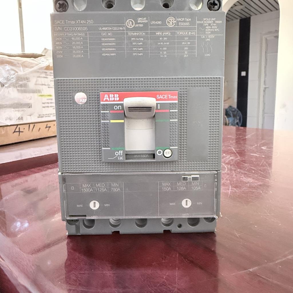 ABB SACE Tmax XT4N 250 3 Pole