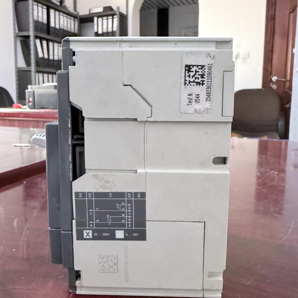 ABB SACE TMAX XT2N 160 3 Pole
