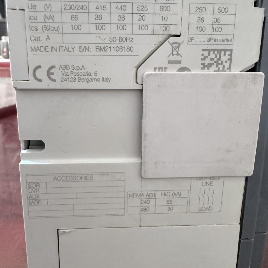 ABB SACE TMAX XT2N 160 3 Pole