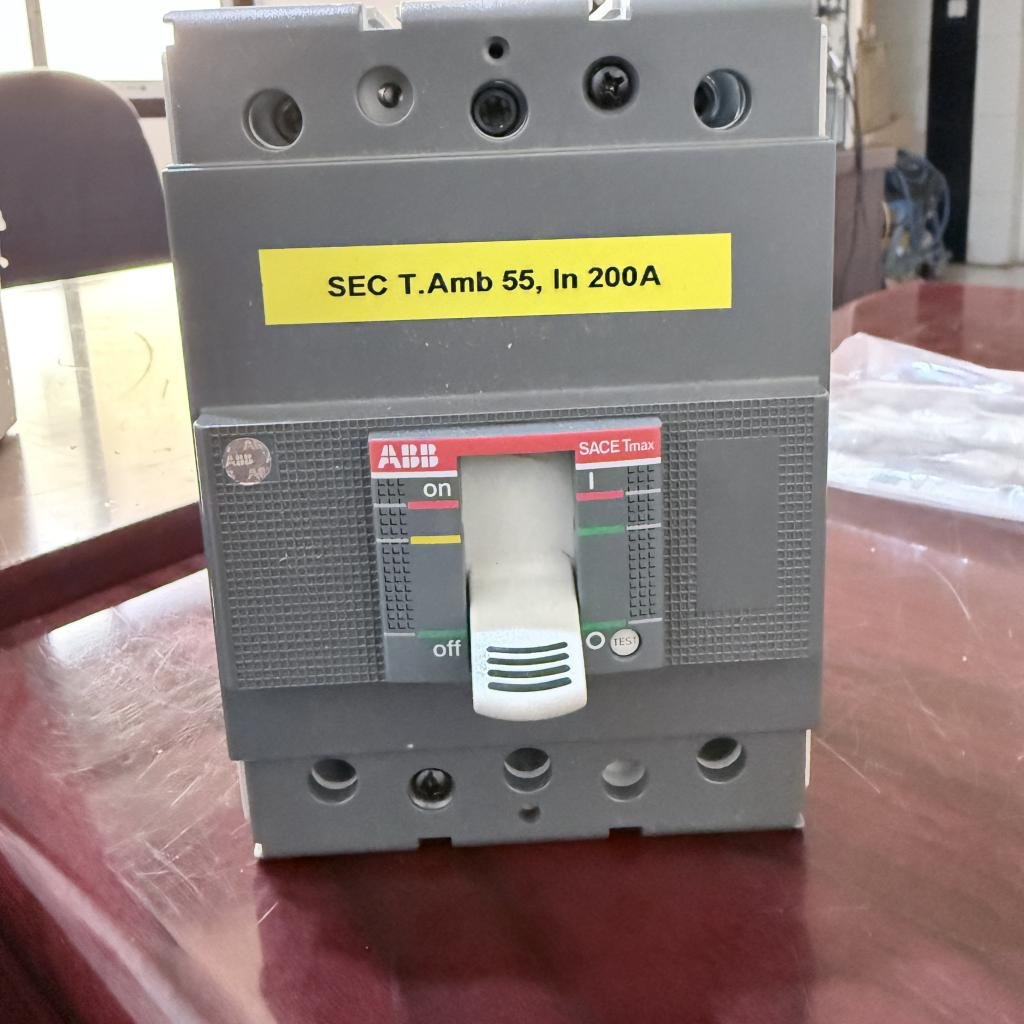ABB SACE Tmax 3 Pole