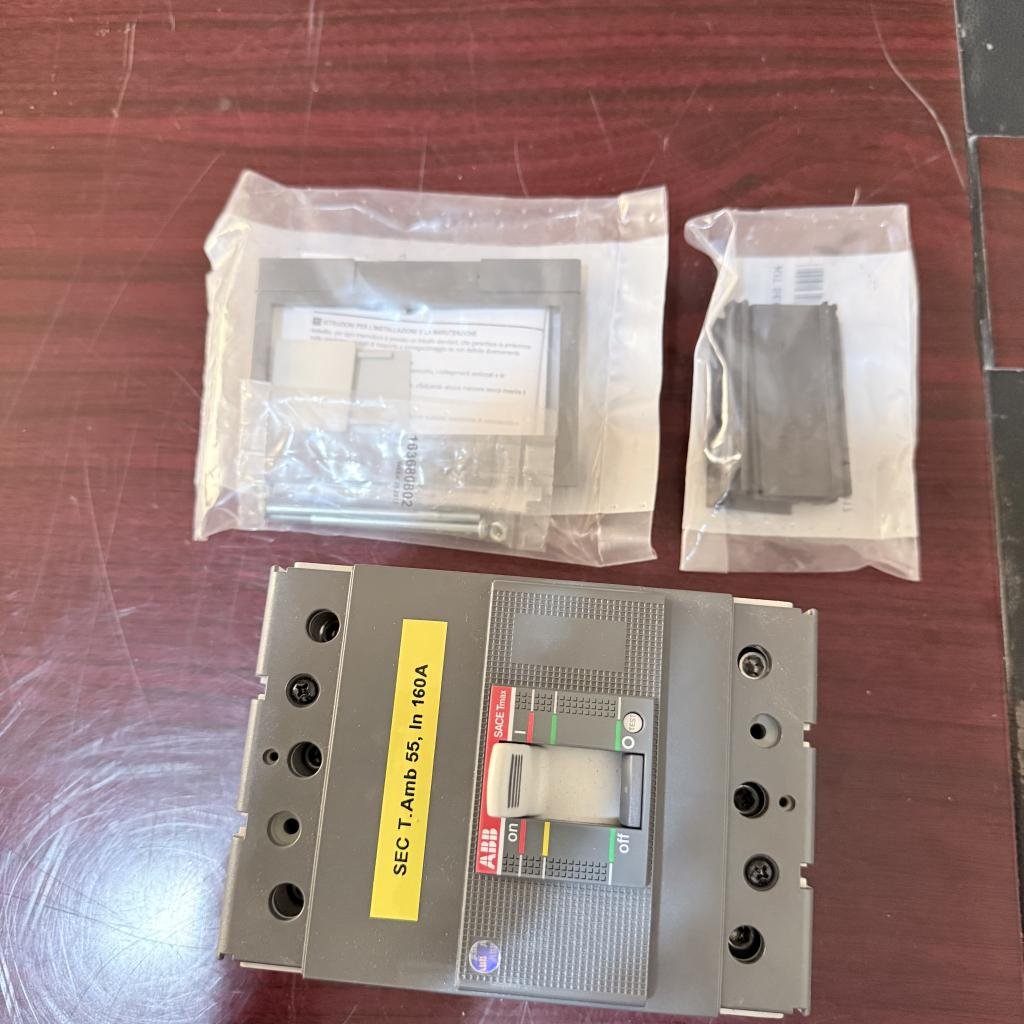 ABB SACE Tmax 3 Pole