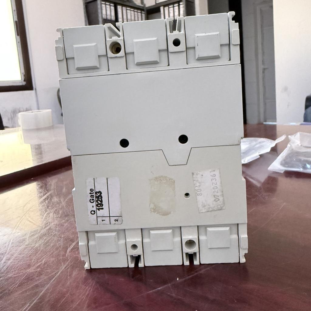 ABB SACE Tmax 3 Pole
