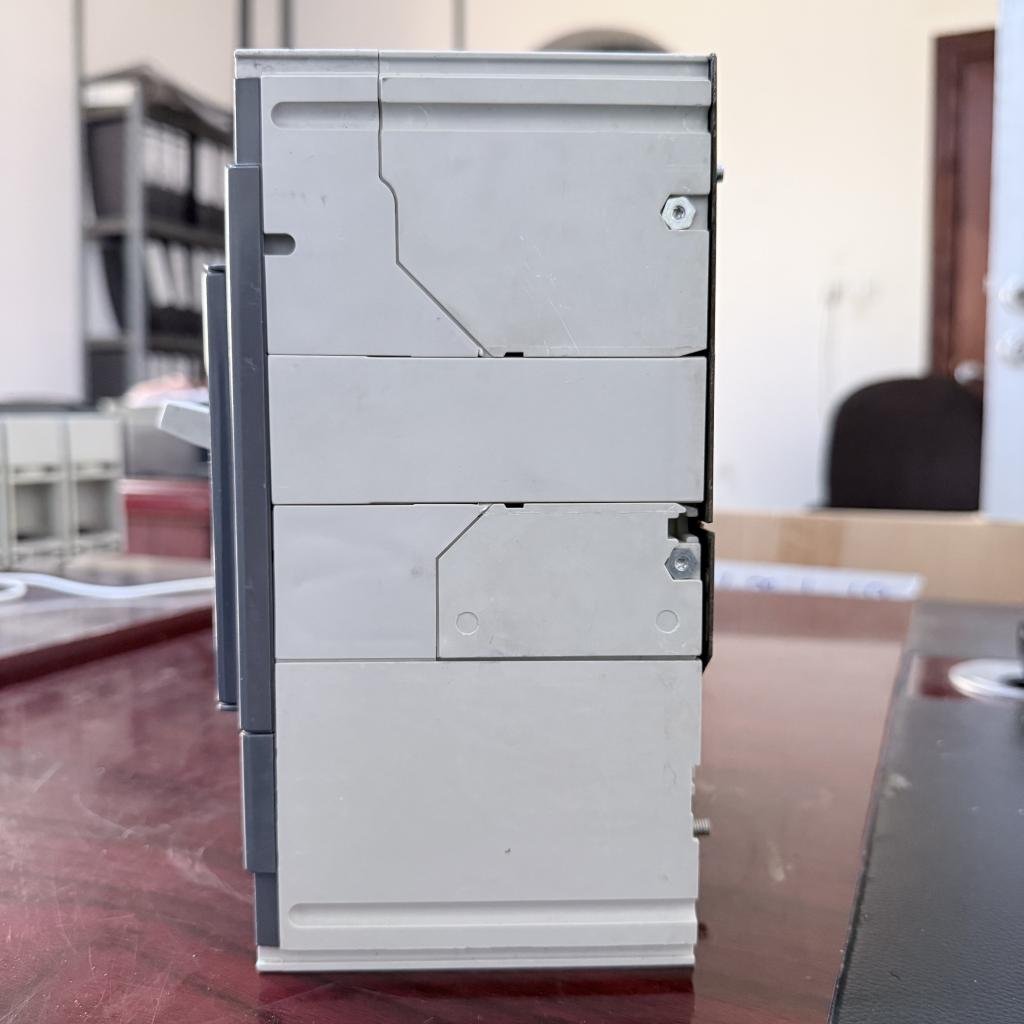 ABB SACE Tmax T5N 400 3 Pole