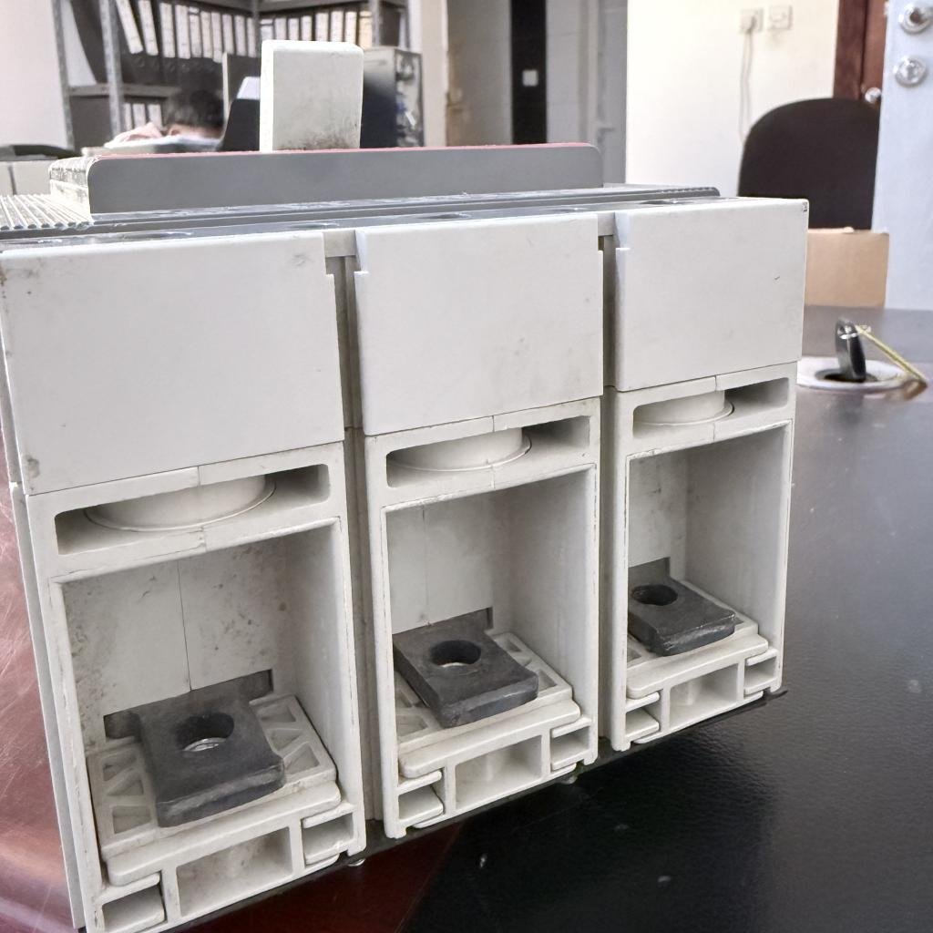 ABB SACE Tmax T5N 400 3 Pole