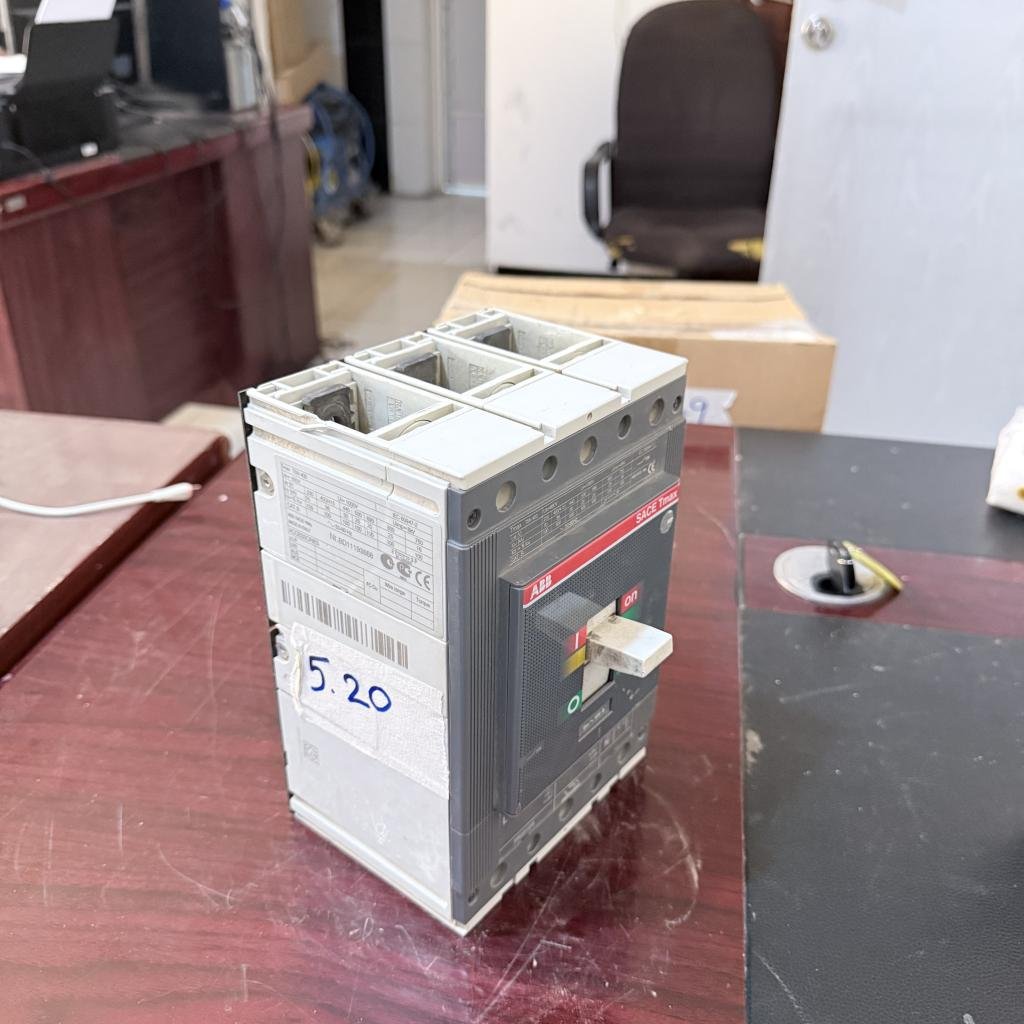 ABB SACE Tmax T5N 400 3 Pole