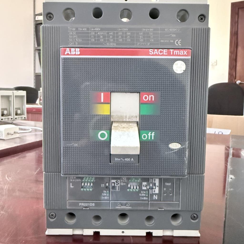 ABB SACE Tmax T5N 400 3 Pole