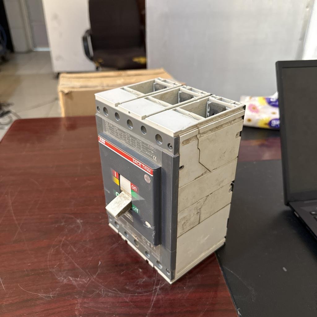 ABB SACE Tmax T5N 400 3 Pole