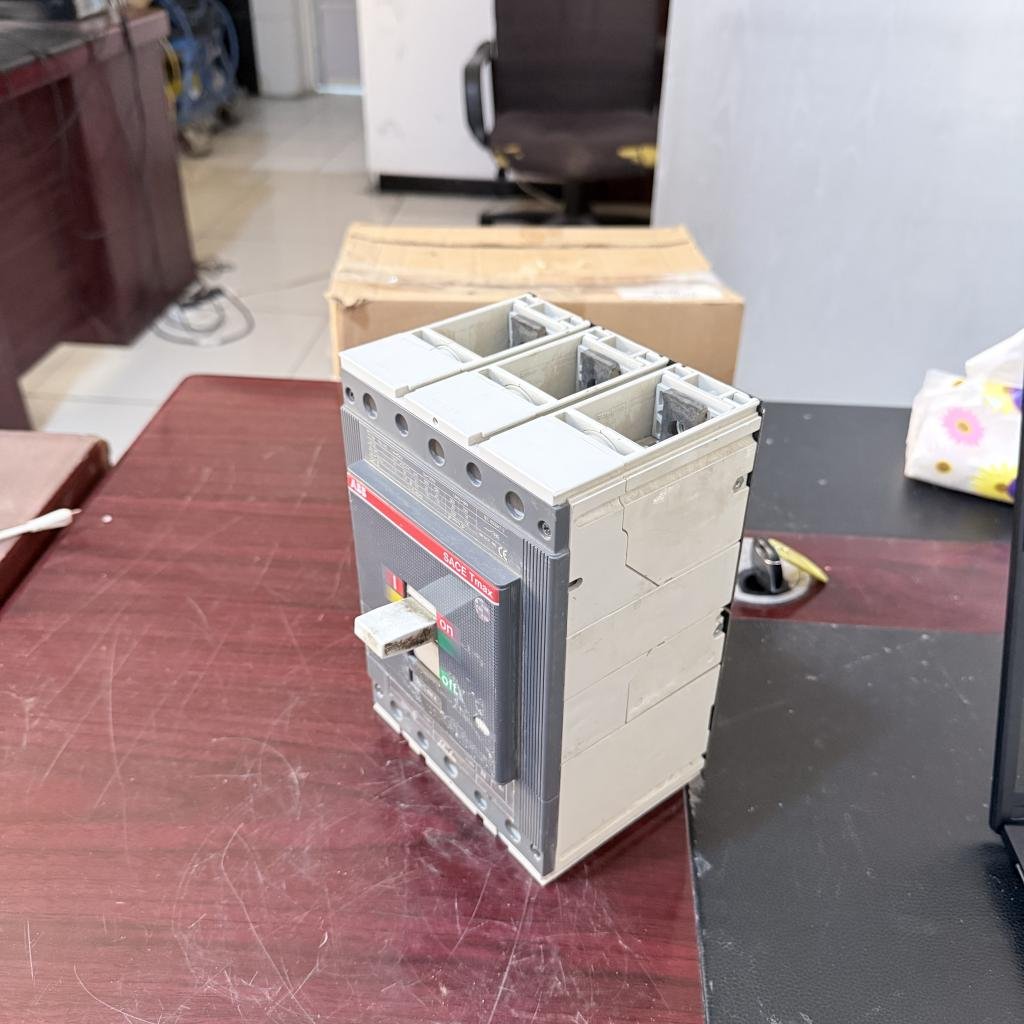 ABB SACE Tmax T5N 400 3 Pole