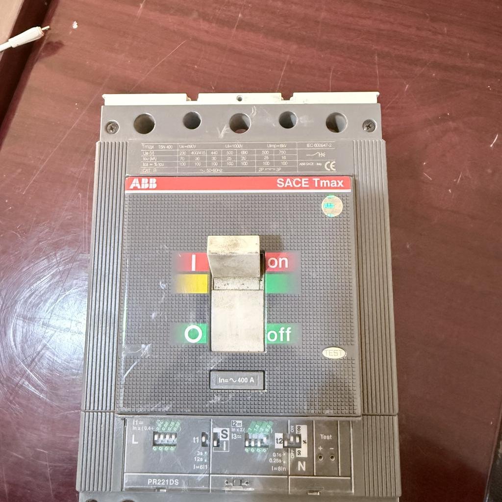 ABB SACE Tmax T5N 400 3 Pole