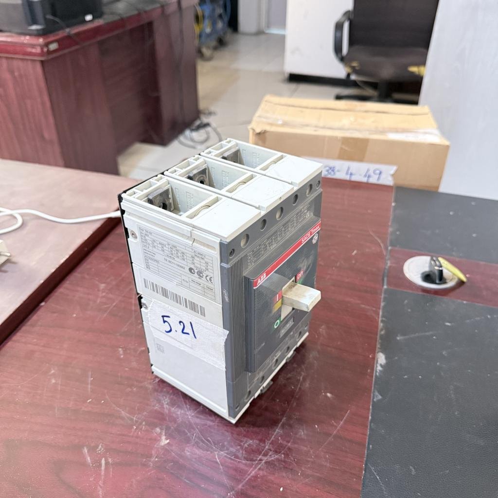 ABB SACE Tmax T5N 400 3 Pole