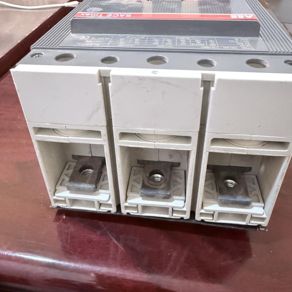 ABB SACE Tmax T5N 400 3 Pole