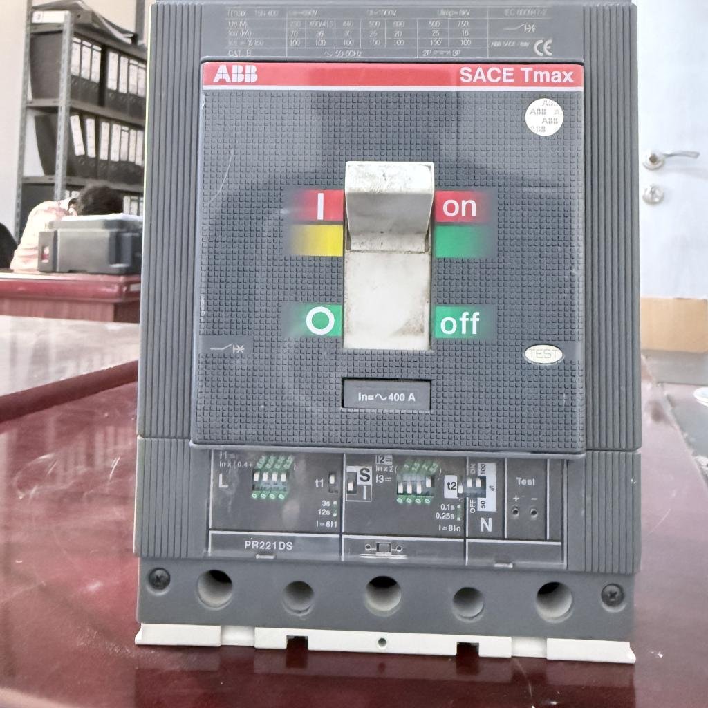 ABB SACE Tmax T5N 400 3 Pole