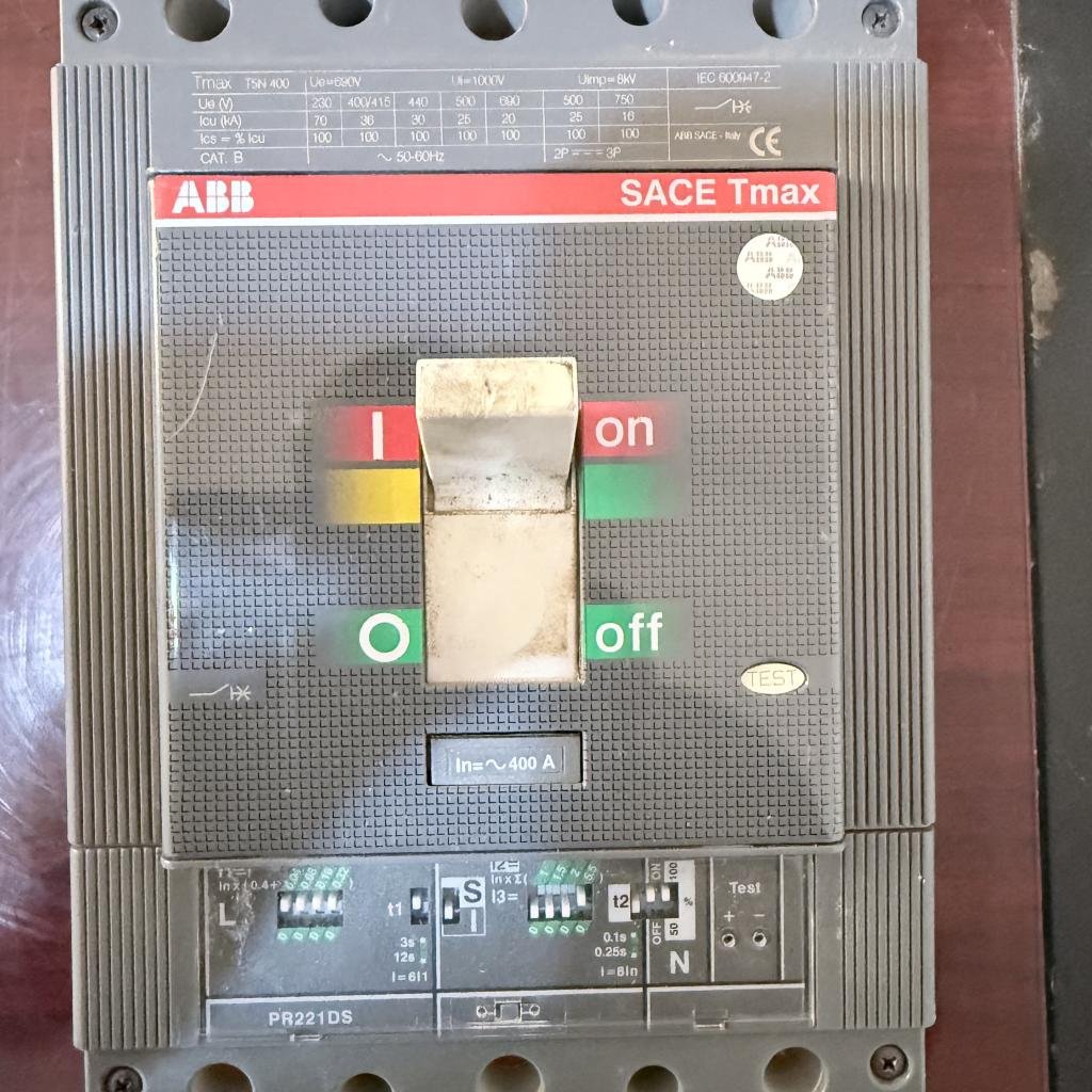 ABB SACE Tmax T5N 400 3 Pole