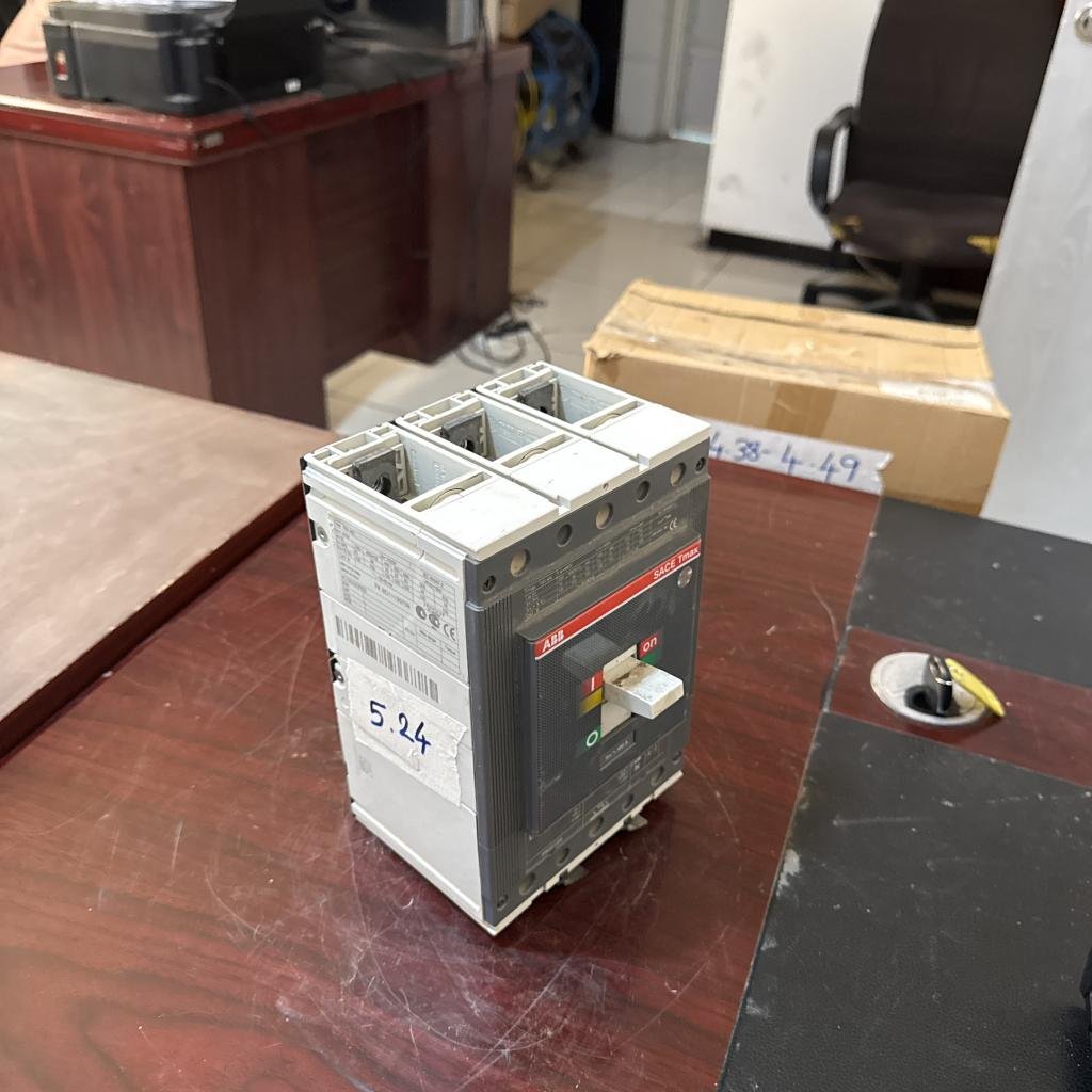 ABB SACE Tmax T5N 400 3 Pole