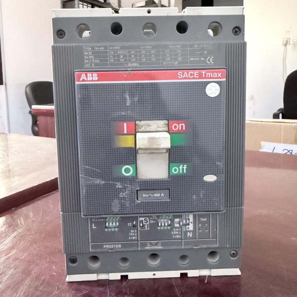 ABB SACE Tmax T5N 400 3 Pole