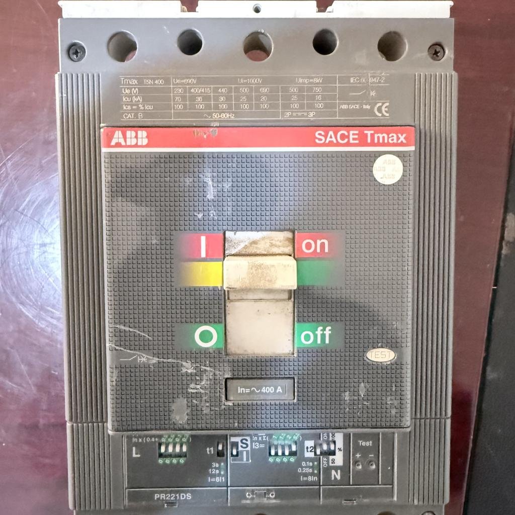 ABB SACE Tmax T5N 400 3 Pole