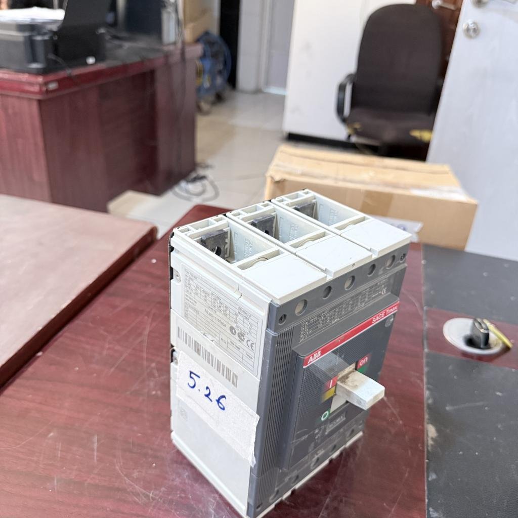 ABB SACE Tmax T5N 400 3 Pole