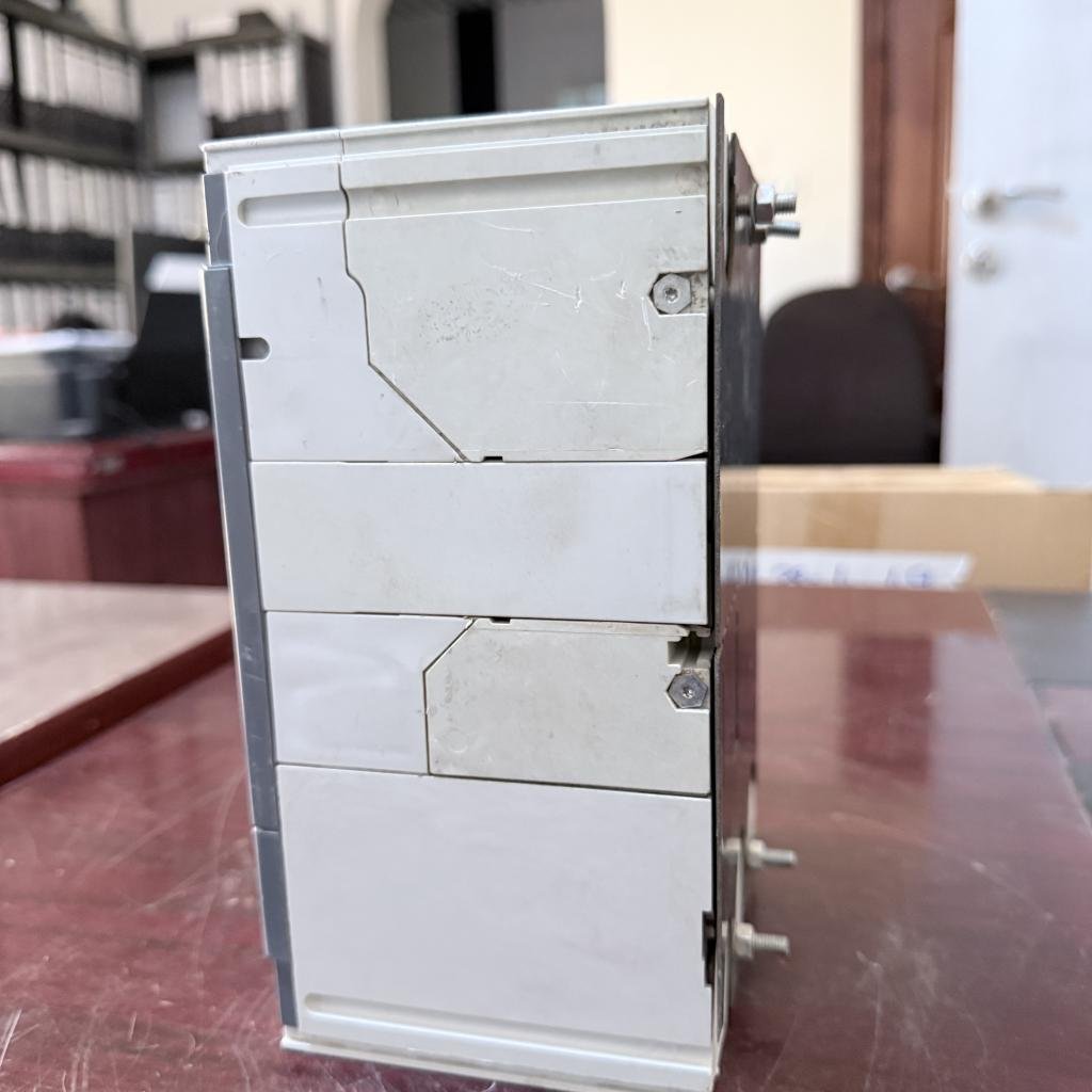 ABB SACE Tmax T5N 400 3 Pole